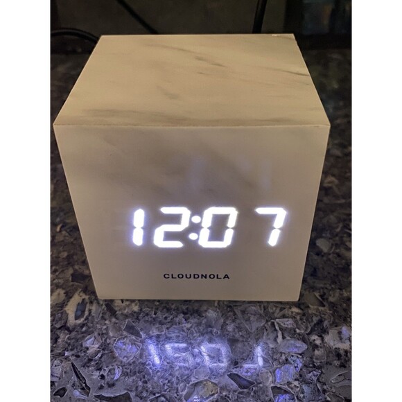 Cloudnola 3-in-1 Travel Alarm Clock USB Cable Calendar Time Temperature FFF - Picture 5 of 16